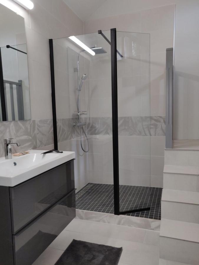 Aux Belles Pierres Apartment